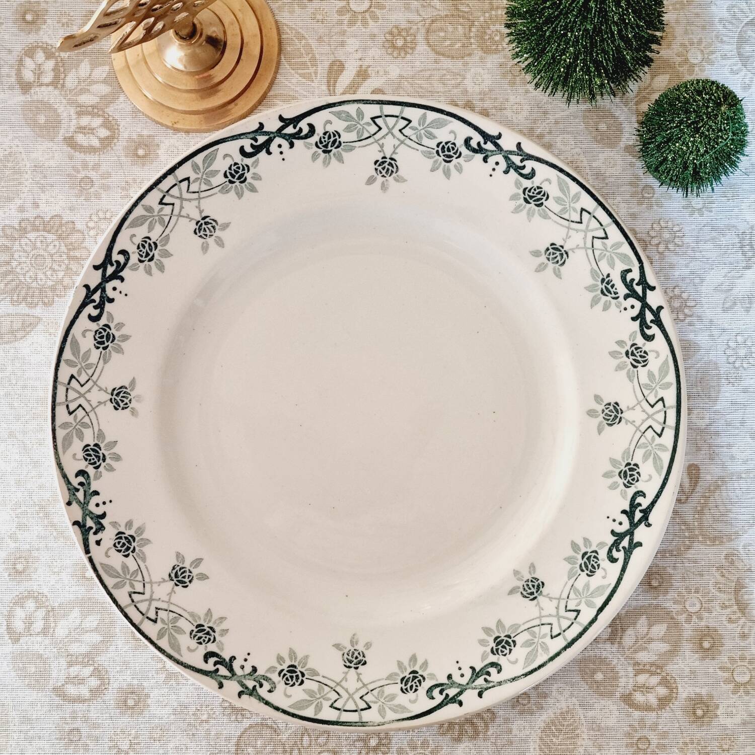 6 mismatched iron earth flat plates lot 3