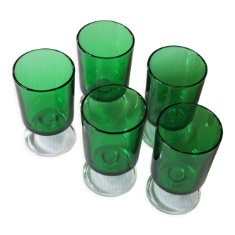 5 verres cavalier de chez Arcoroc vert