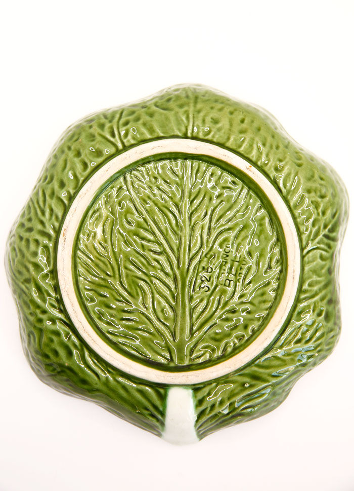 Green slurry plate like Portuguese cabbage leaf