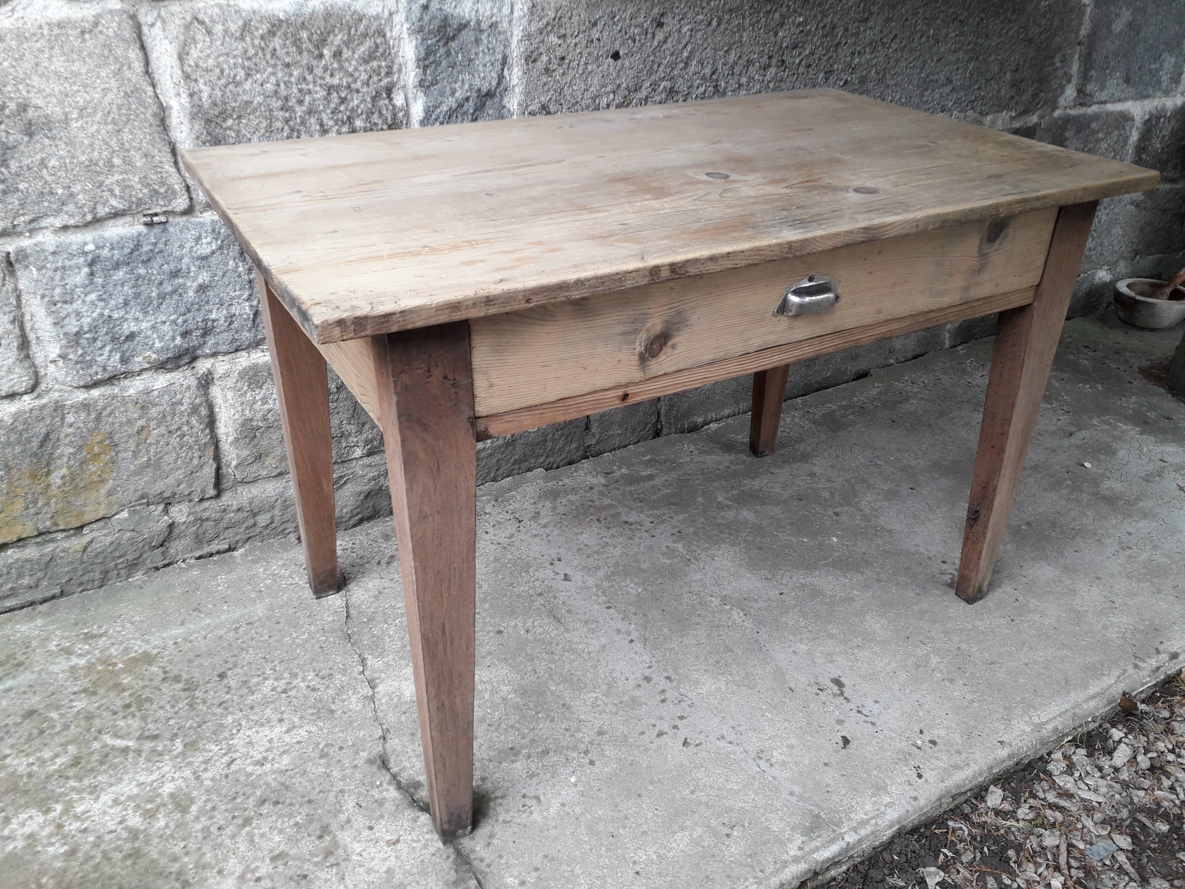 Rustic farmhouse table 115 cm