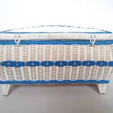 Scoubidou sewing box