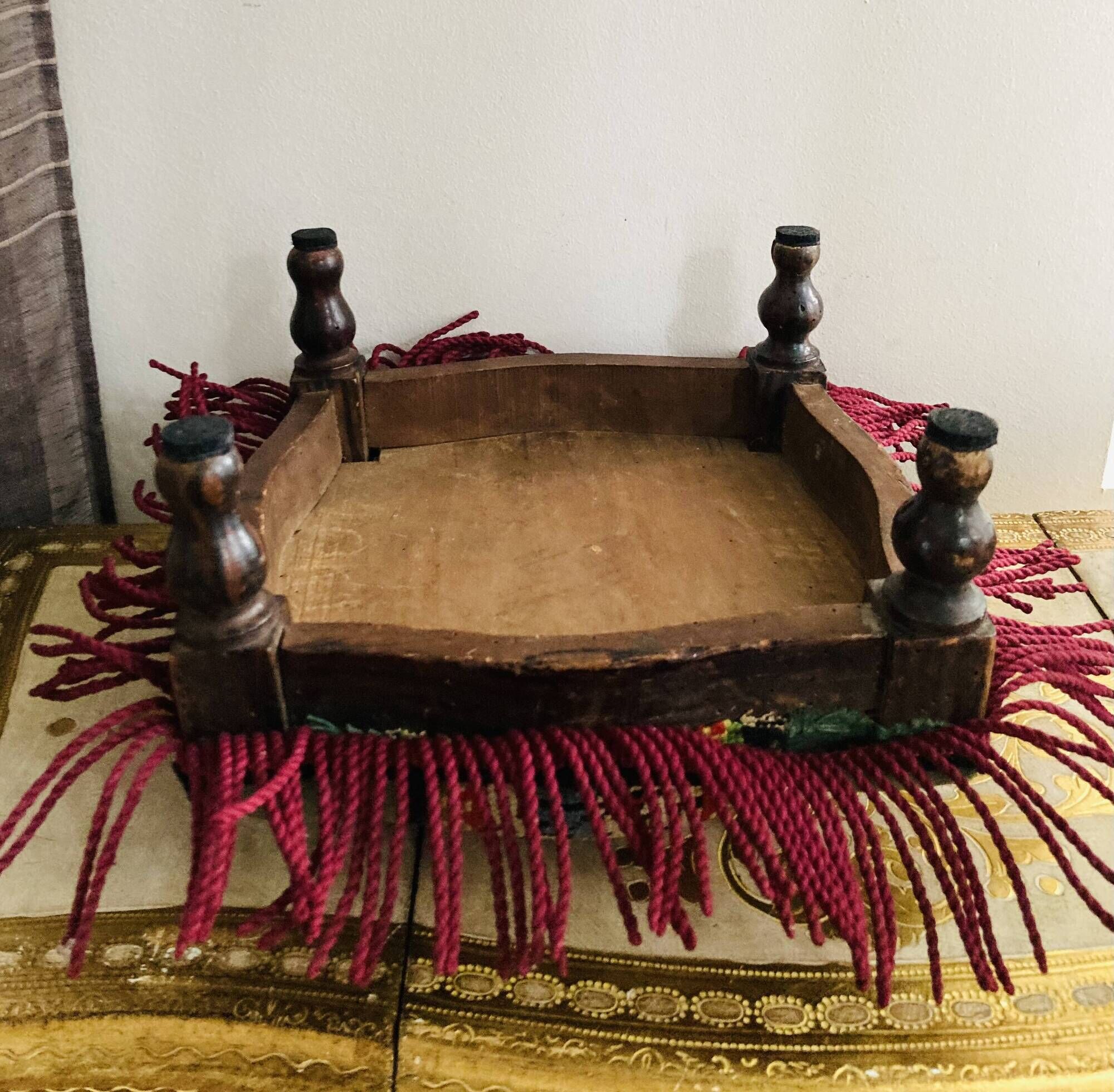 Repose pieds Napoleon III époque XIXe tapisserie aux points de croix