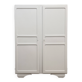 Vintage white wardrobe (renovated)