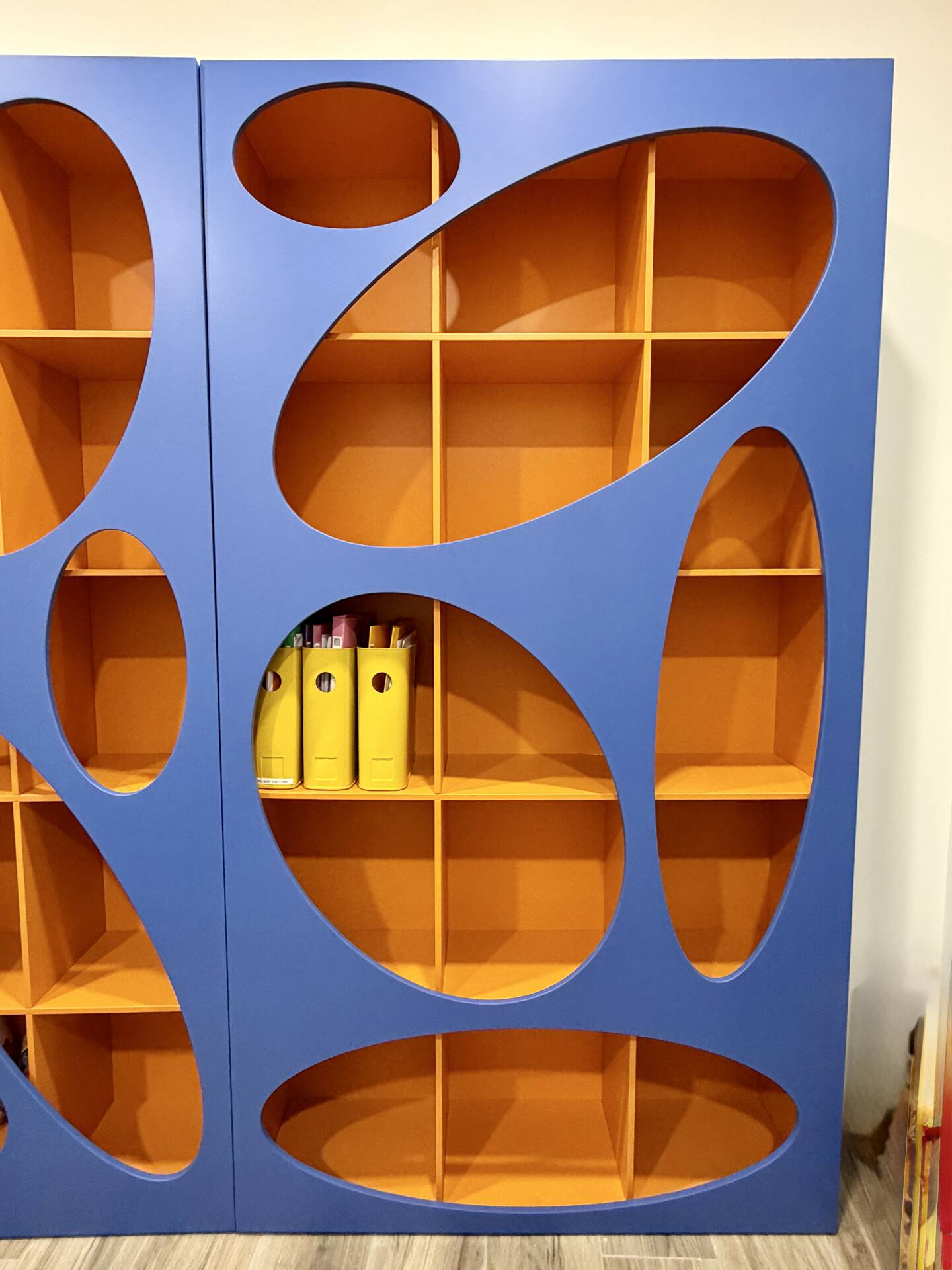 Bibliothèque Roche Bobois modèle Denia