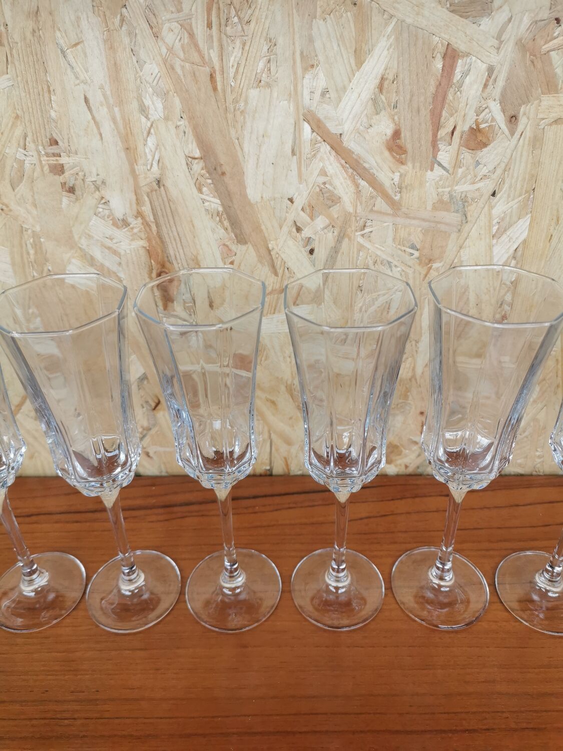 Service de 10 flûtes à Champagne Arcopal