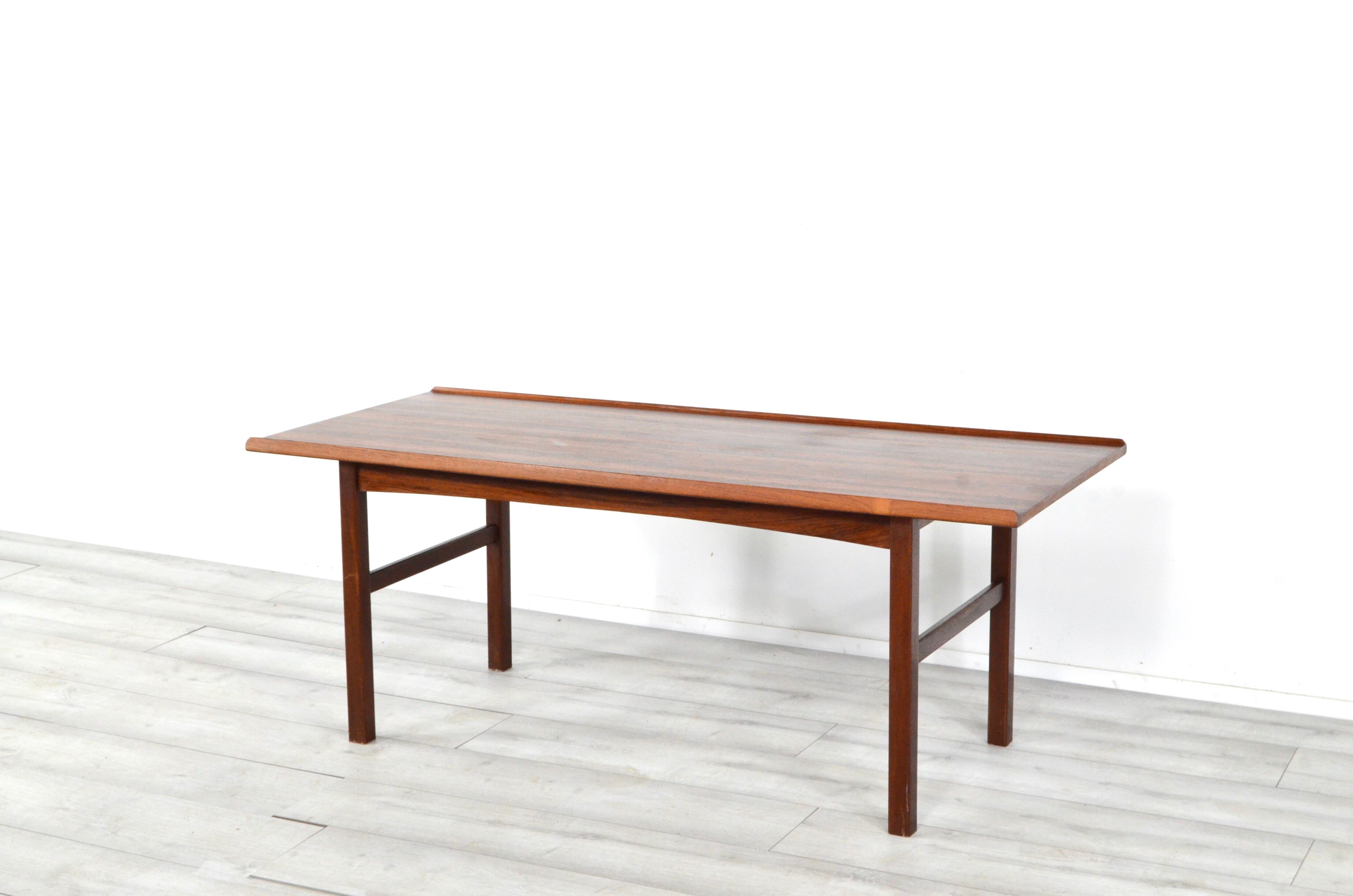 Midcentury danish coffee table in rosewood by Anton Kildeberg