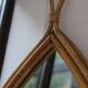 Miroir en rotin vintage en forme de goutte