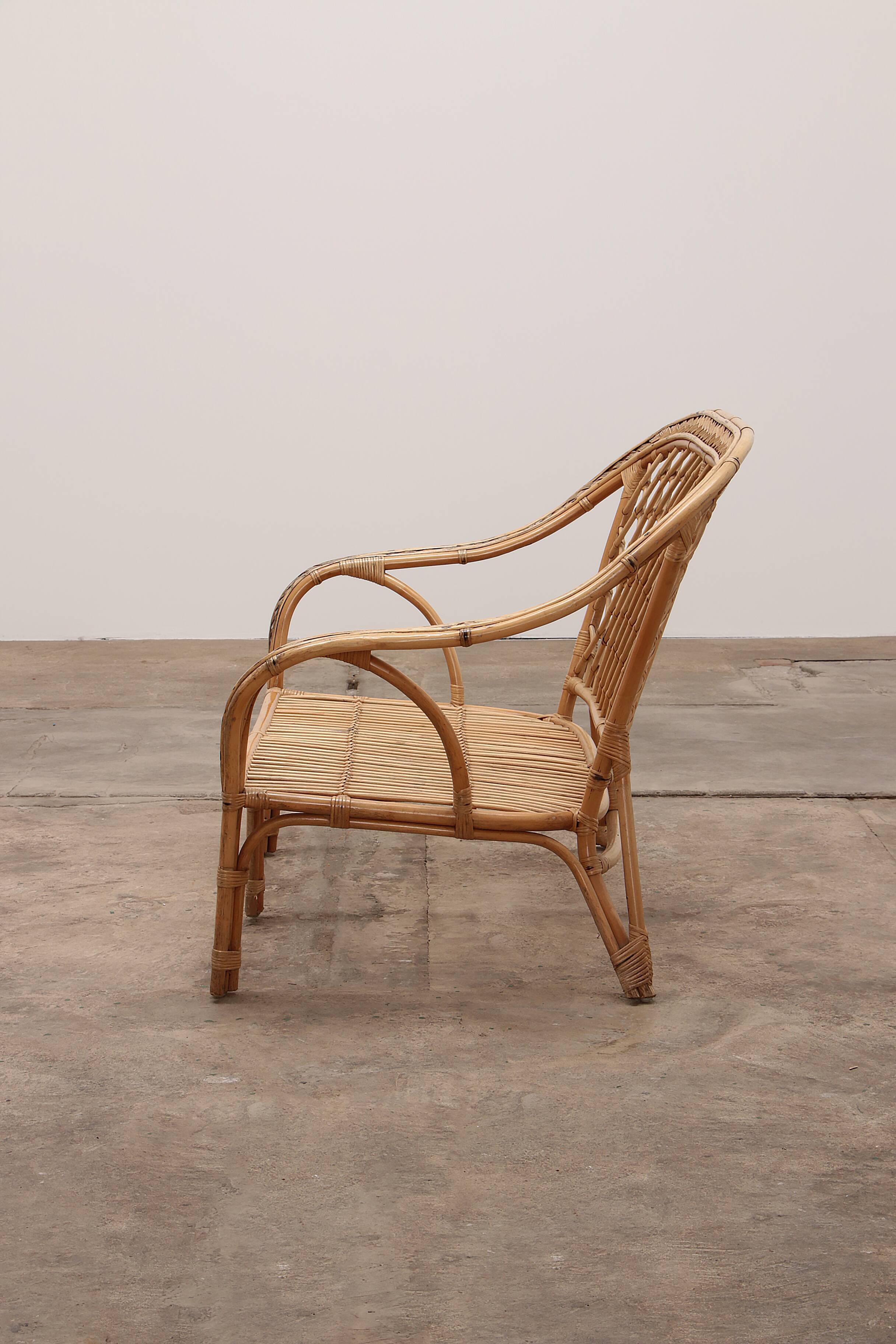 French Bohemian sofa made of bamboo from the 1960s.
