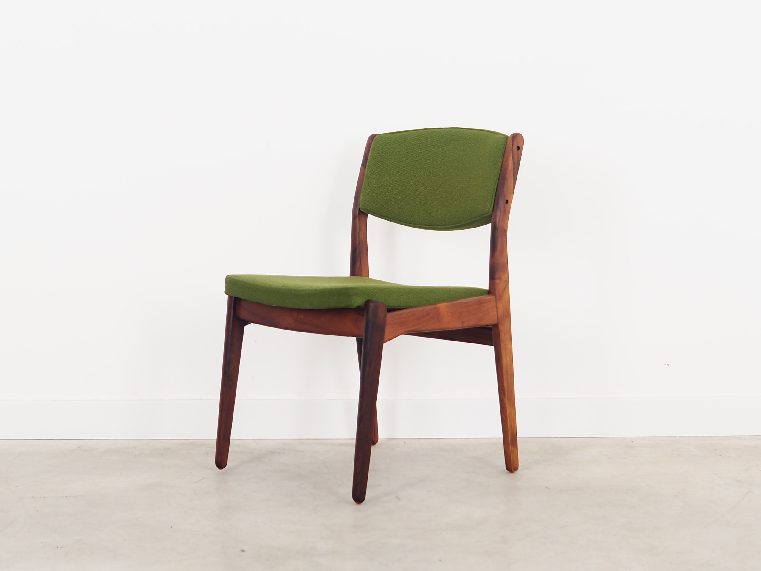 Ensemble de six chaises fabriqué par Skovby 1970