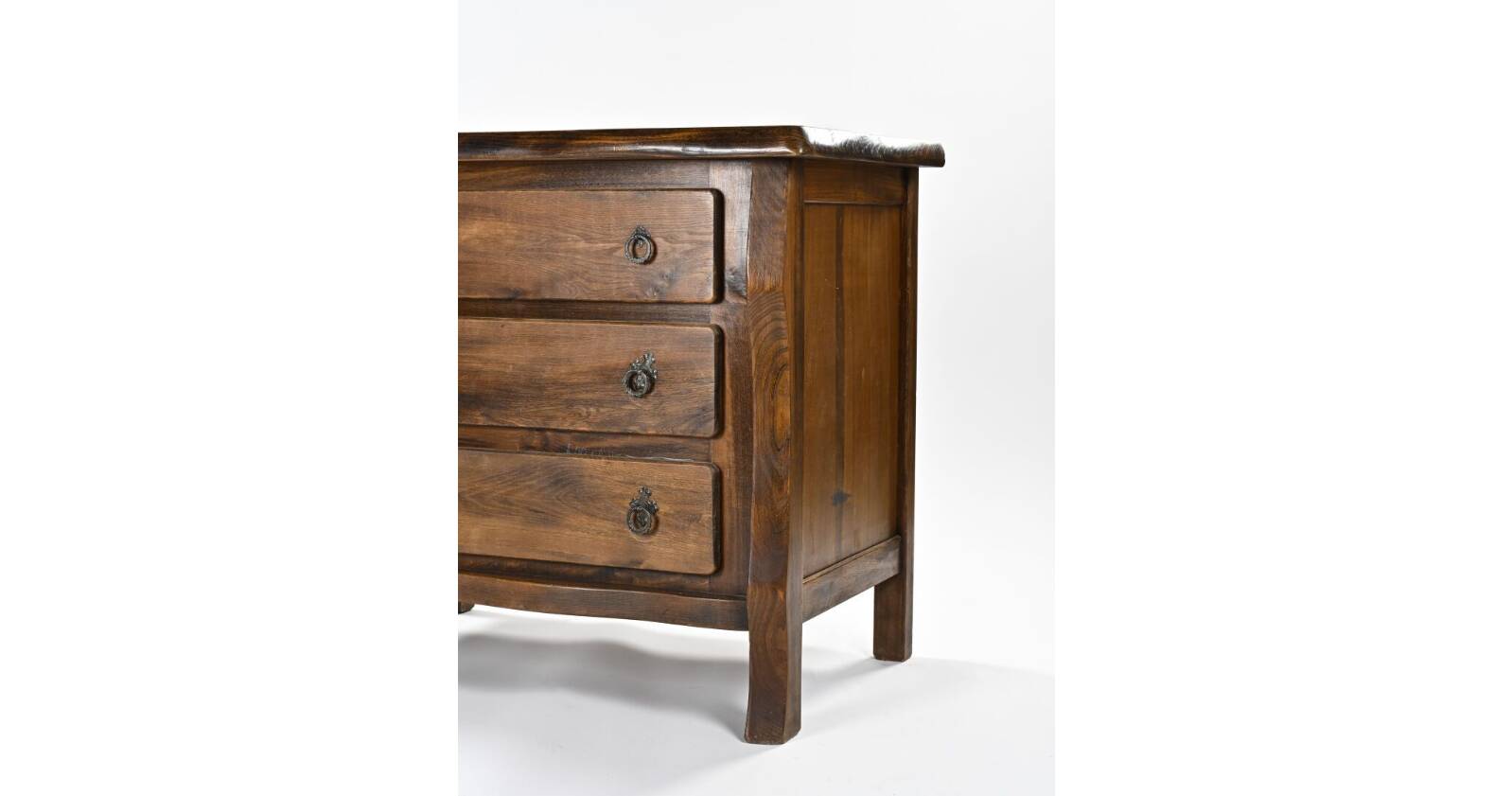 Three-drawer chest of drawers in tinted elm