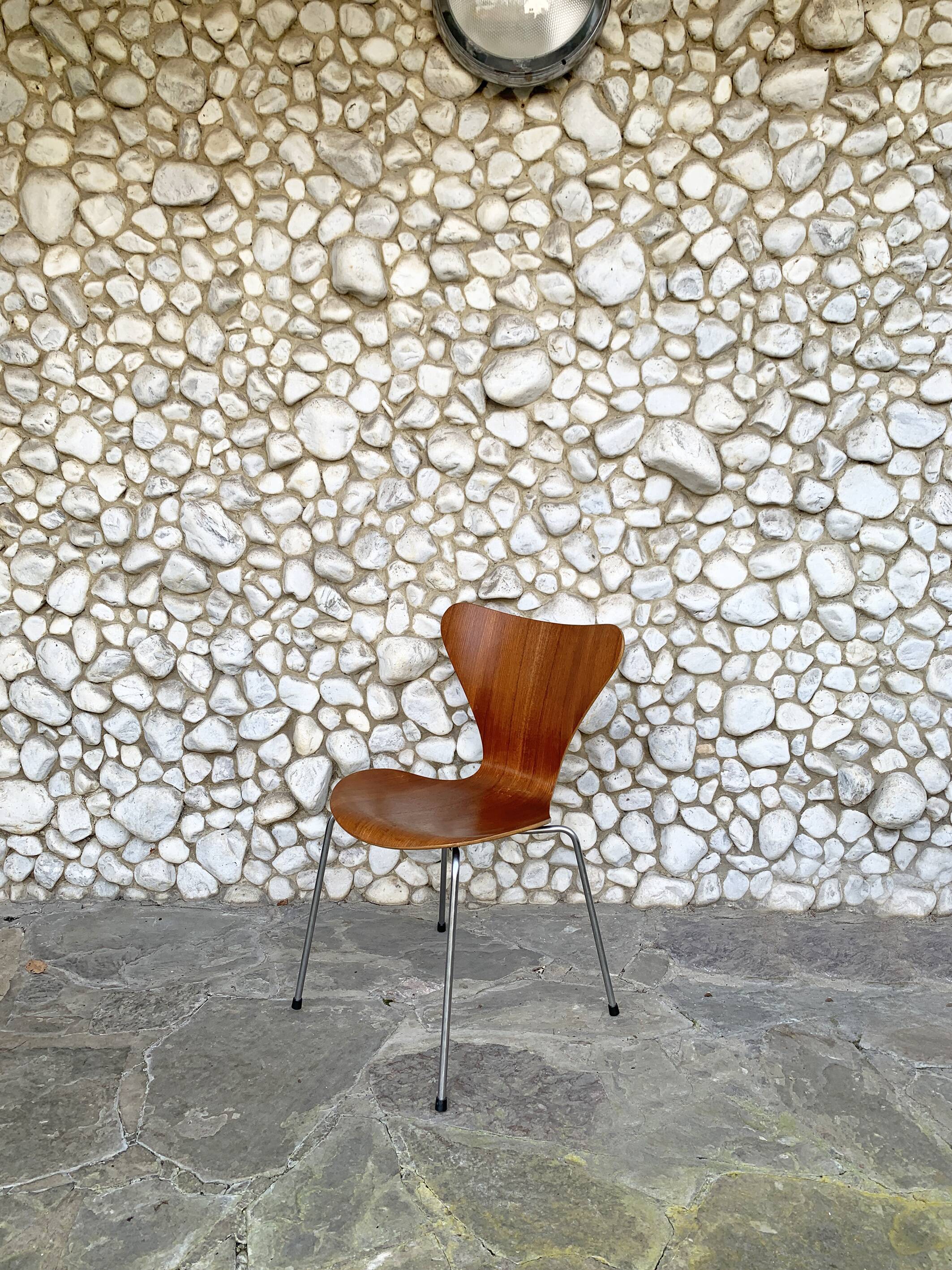 Teak 3107 butterfly chair Arne Jacobsen for Fritz Hansen, Teak 1965