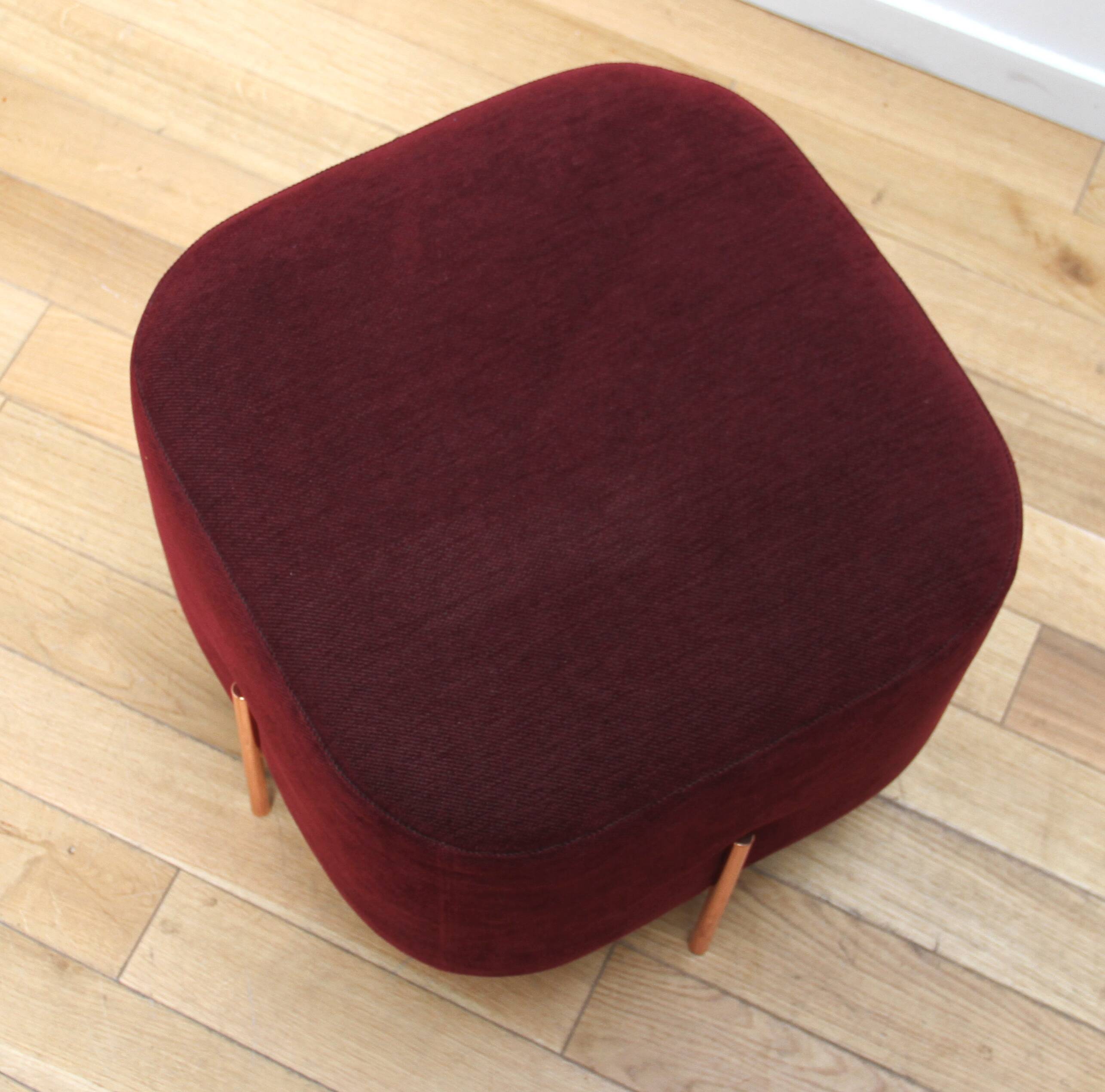 Suite of 4 “elephant” poufs by Sancal
