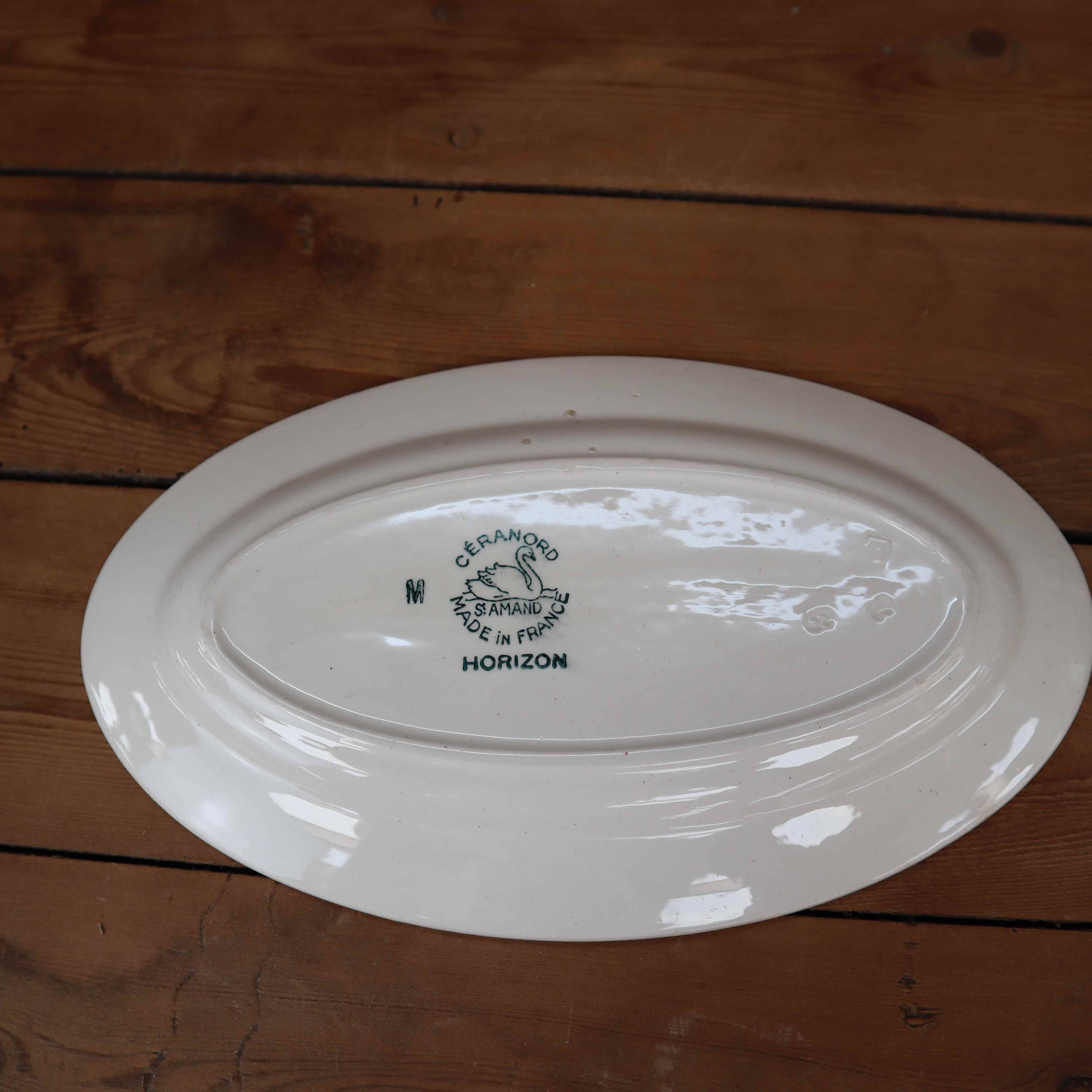 Old oval earthenware dish "Horizon" St Amand