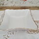 Saladier carré en porcelaine MCP Czecoslovakia blanche et liseré doré