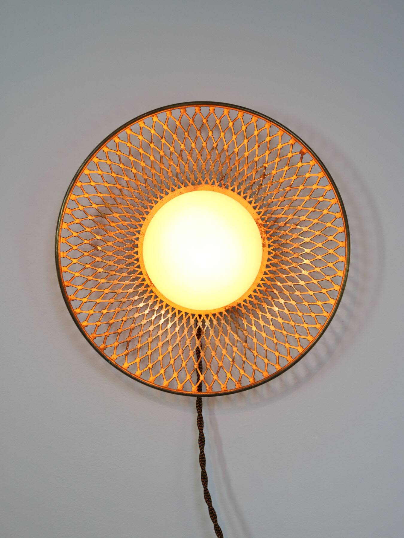 Mid-Century Intricate Wall Lamp in Brass and Opaline Glass, 1950s