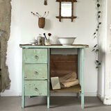 Mint-colored workshop furniture