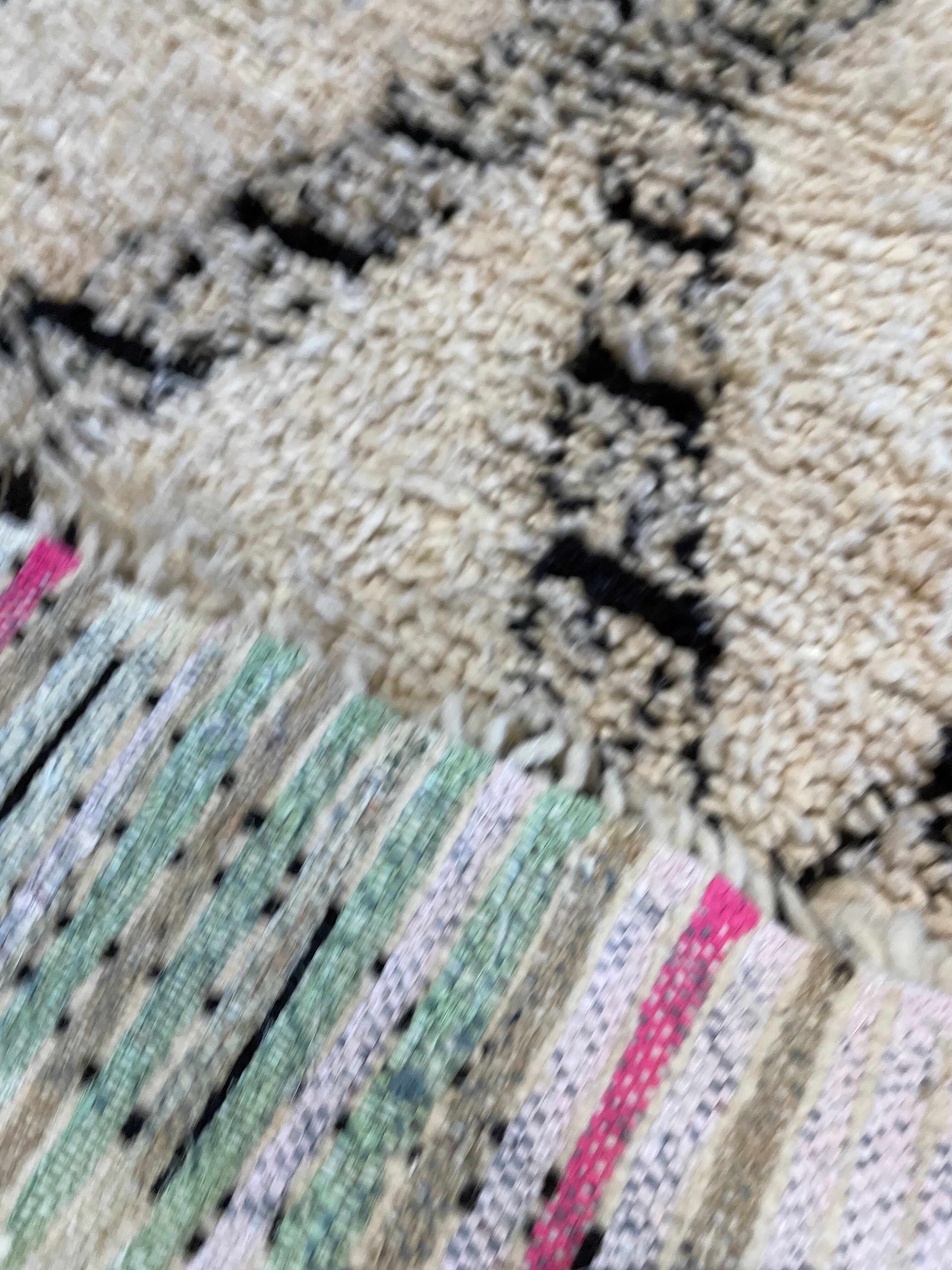 Moroccan berber carpet Beni Ouarain 100x225 cm