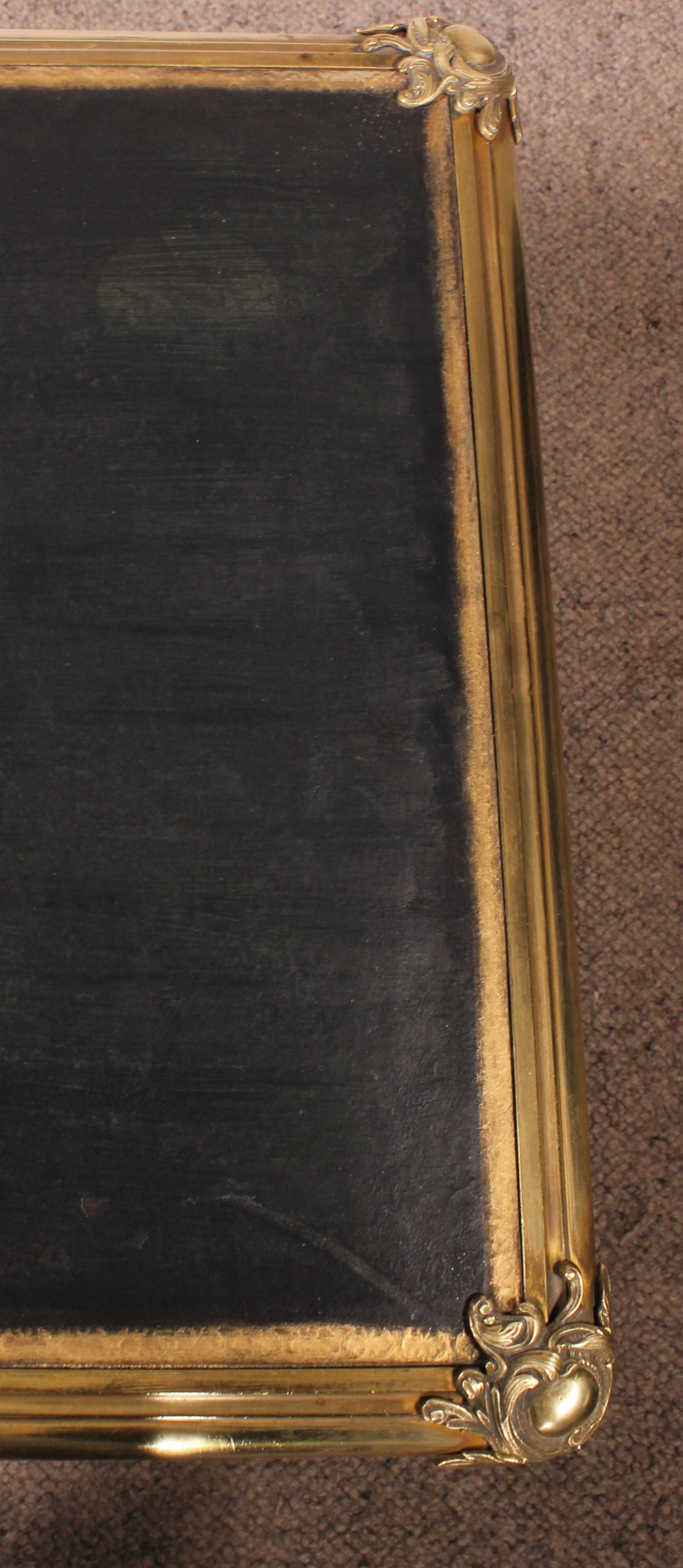 Small Double-Sided Writing Desk in Rosewood in Louis XV style from the 19th century.