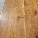 Blonde wooden chest bench