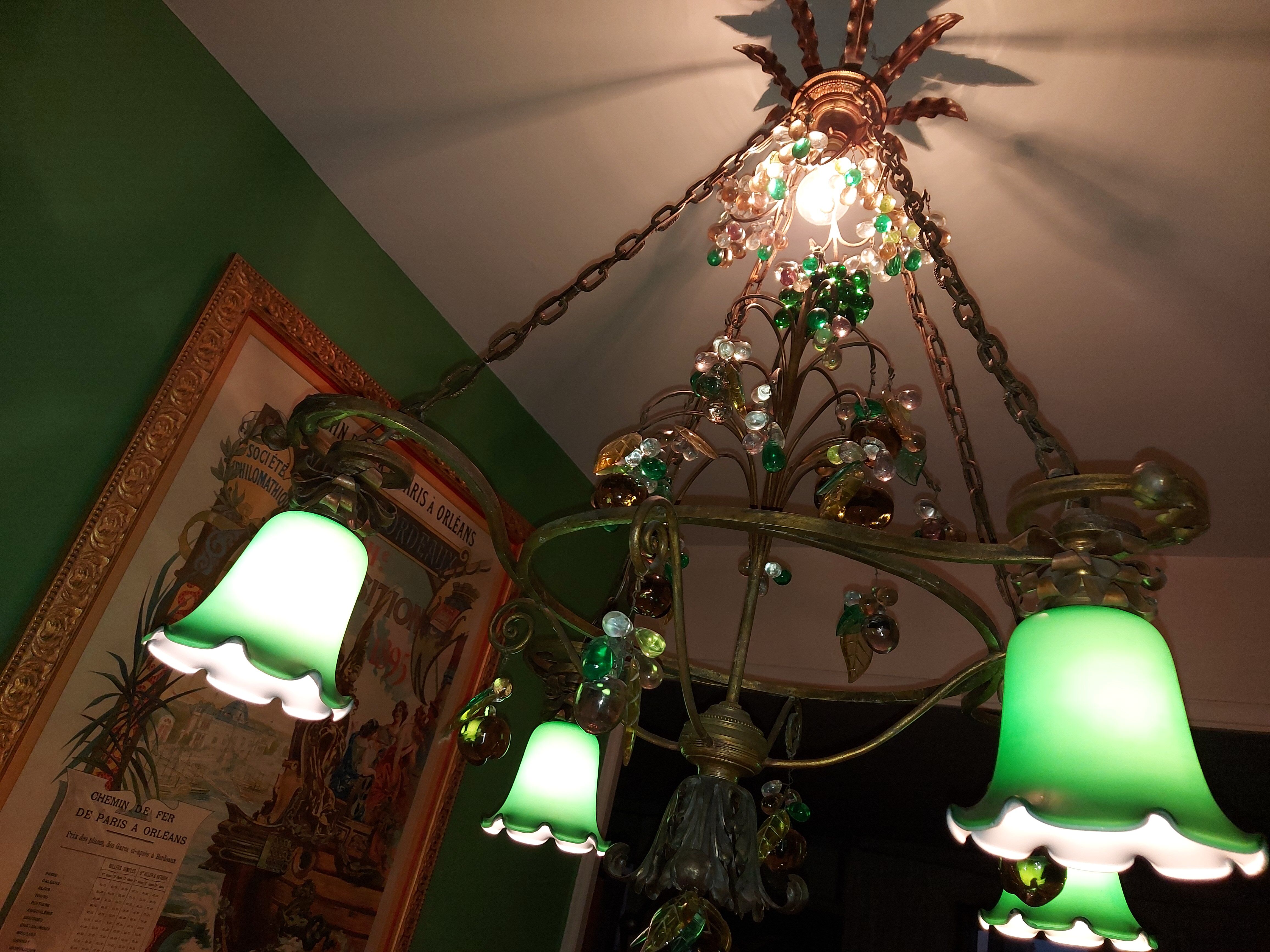 Very large art nouveau chandelier Murano (1 meter)
