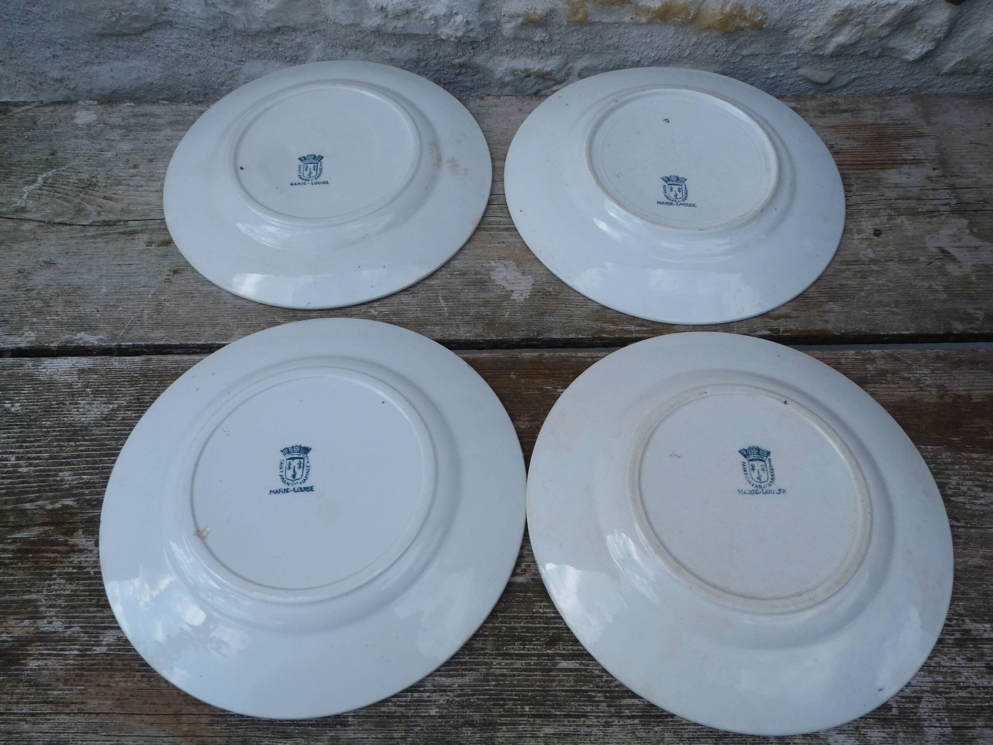 Set of 4 Saint Amand Hamage Marie Louise service plates with b motifs