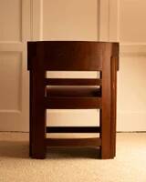 Paire de fauteuils sculpturaux en chêne, Pays-Bas début du XXe siècle