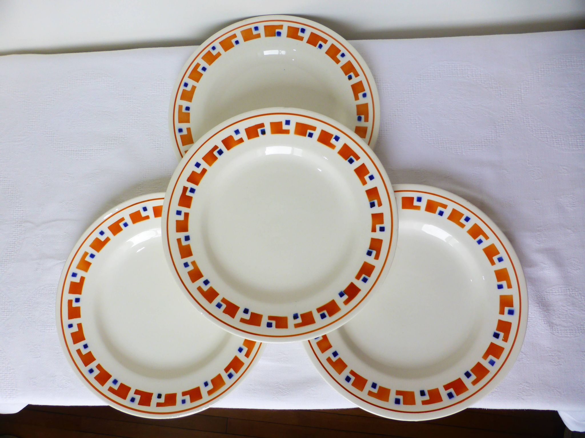 4 flat plates in iron earth of the Salins model Lucette