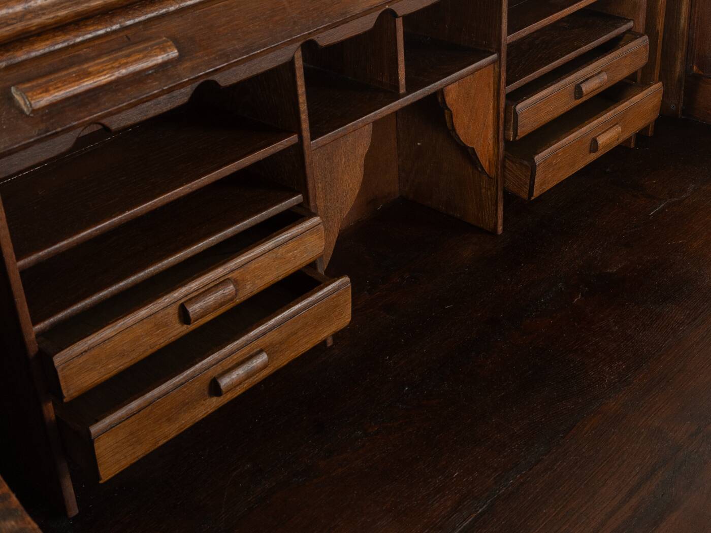 Antique Bureau, 1900s