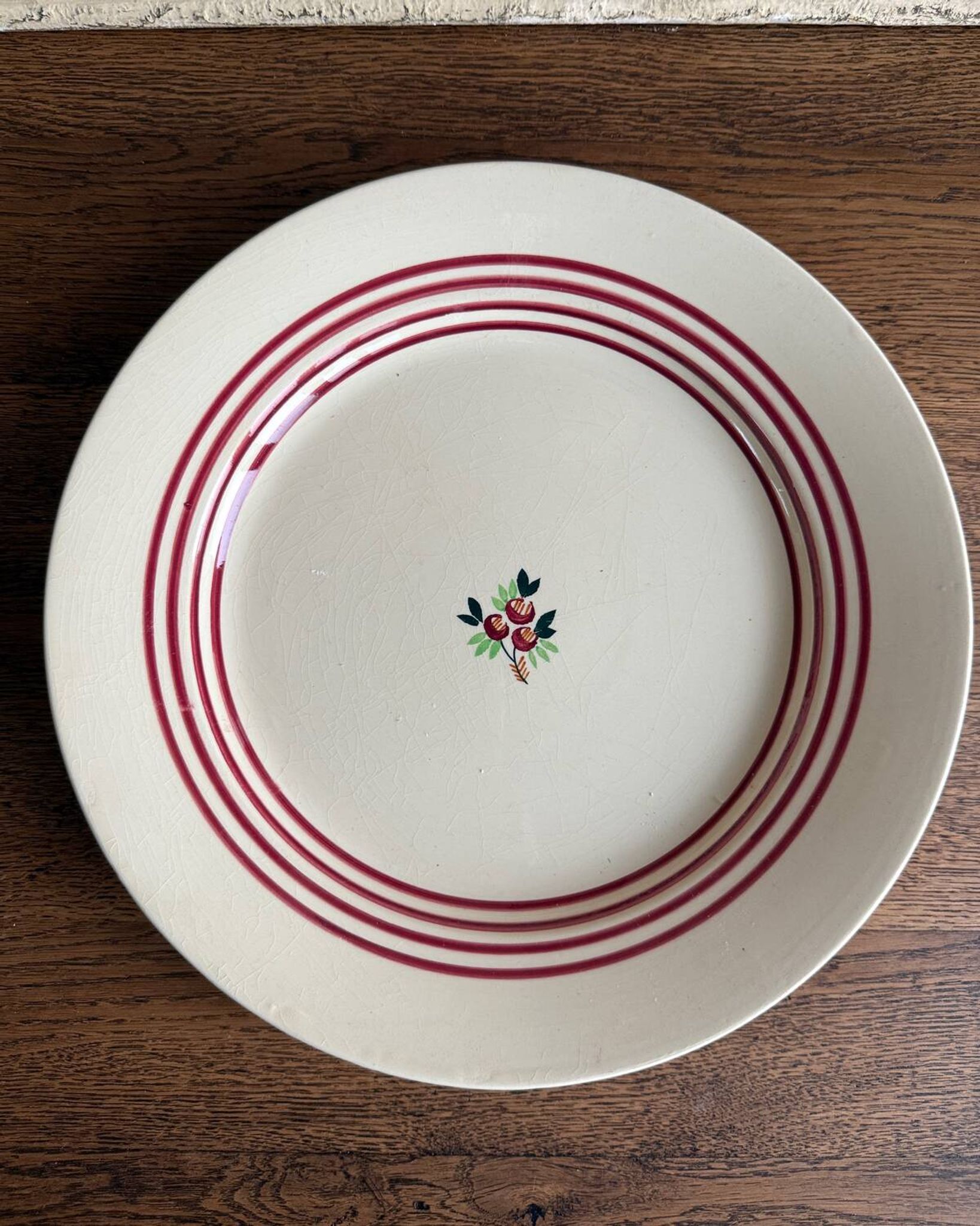 Round flat iron earth Gien dish (large)