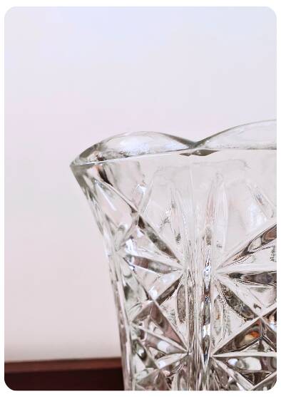 1930s Fidenza Vase – Italian Art Deco Pressed Glass