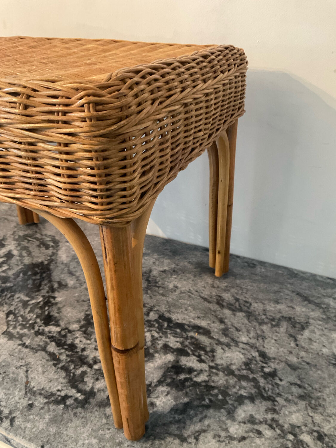 Ottoman vintage in rattan and woven wicker