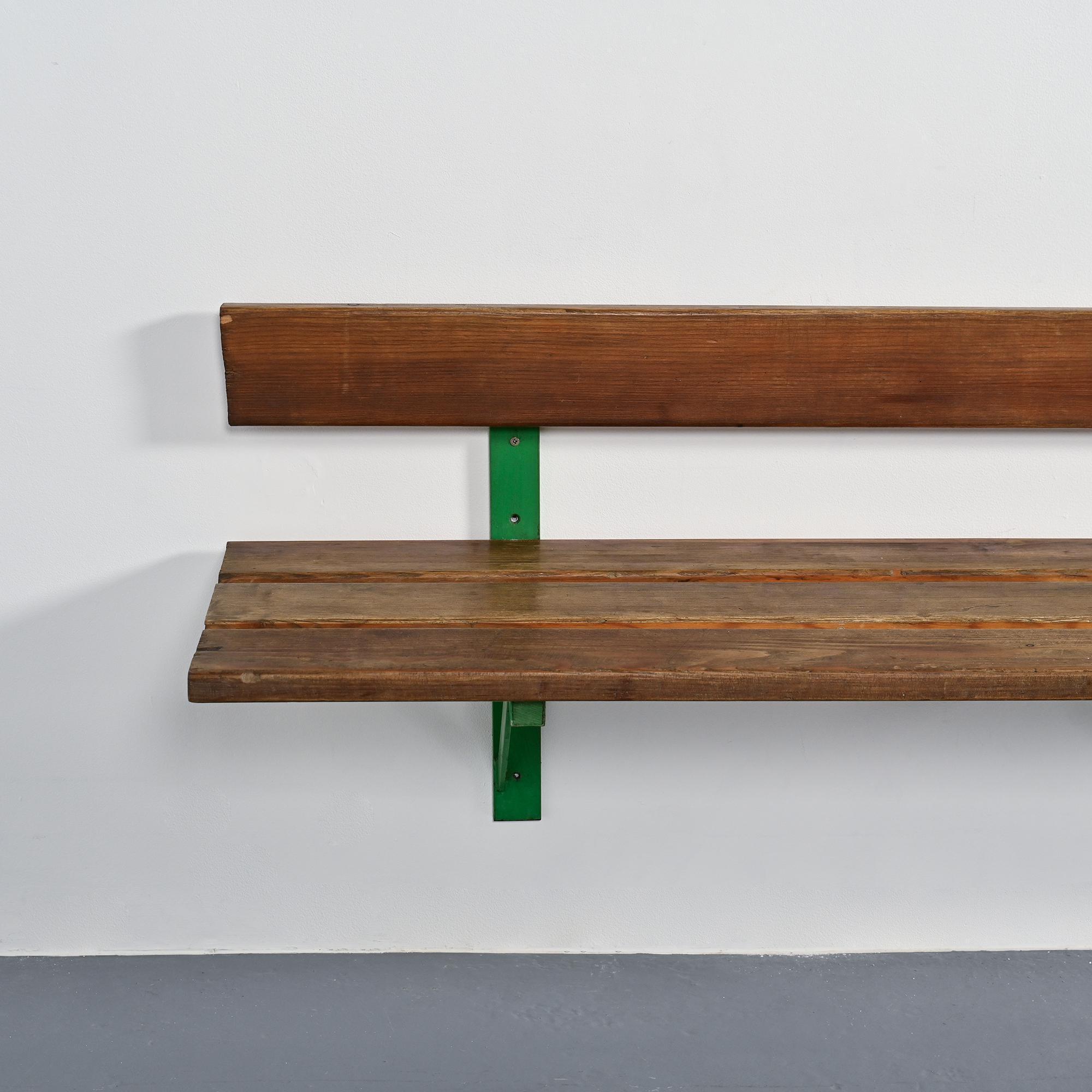 Banc mural de la résidence Le Miravidi, Arc 1800, 1974