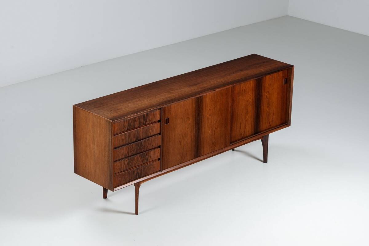 Buffet Erik Buch en palissandre Oddense Mobler Danemark 1960