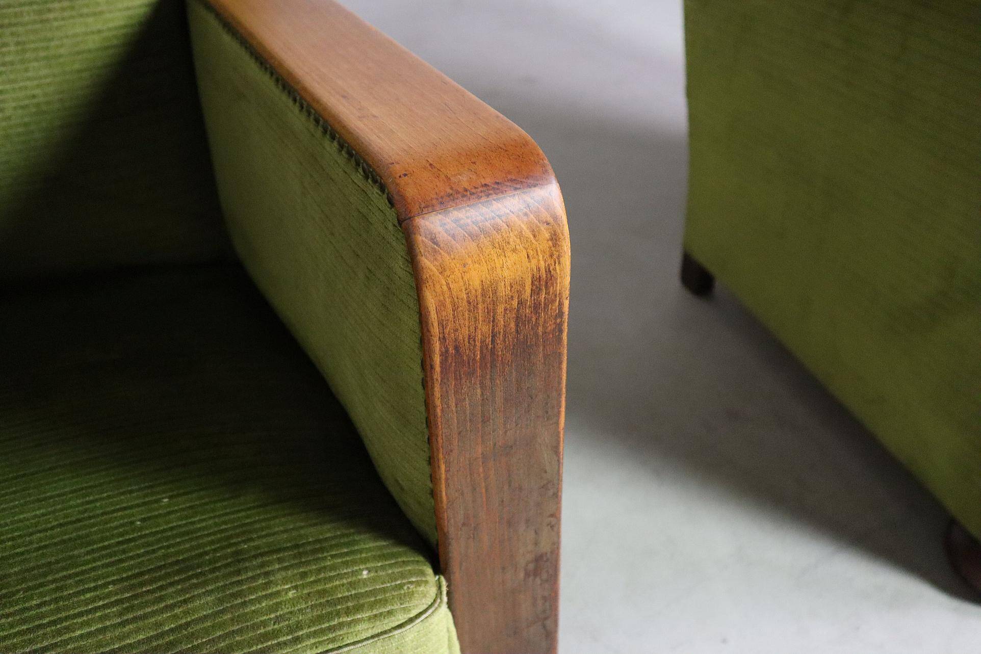 Paire de fauteuils club Art Déco, vers 1930