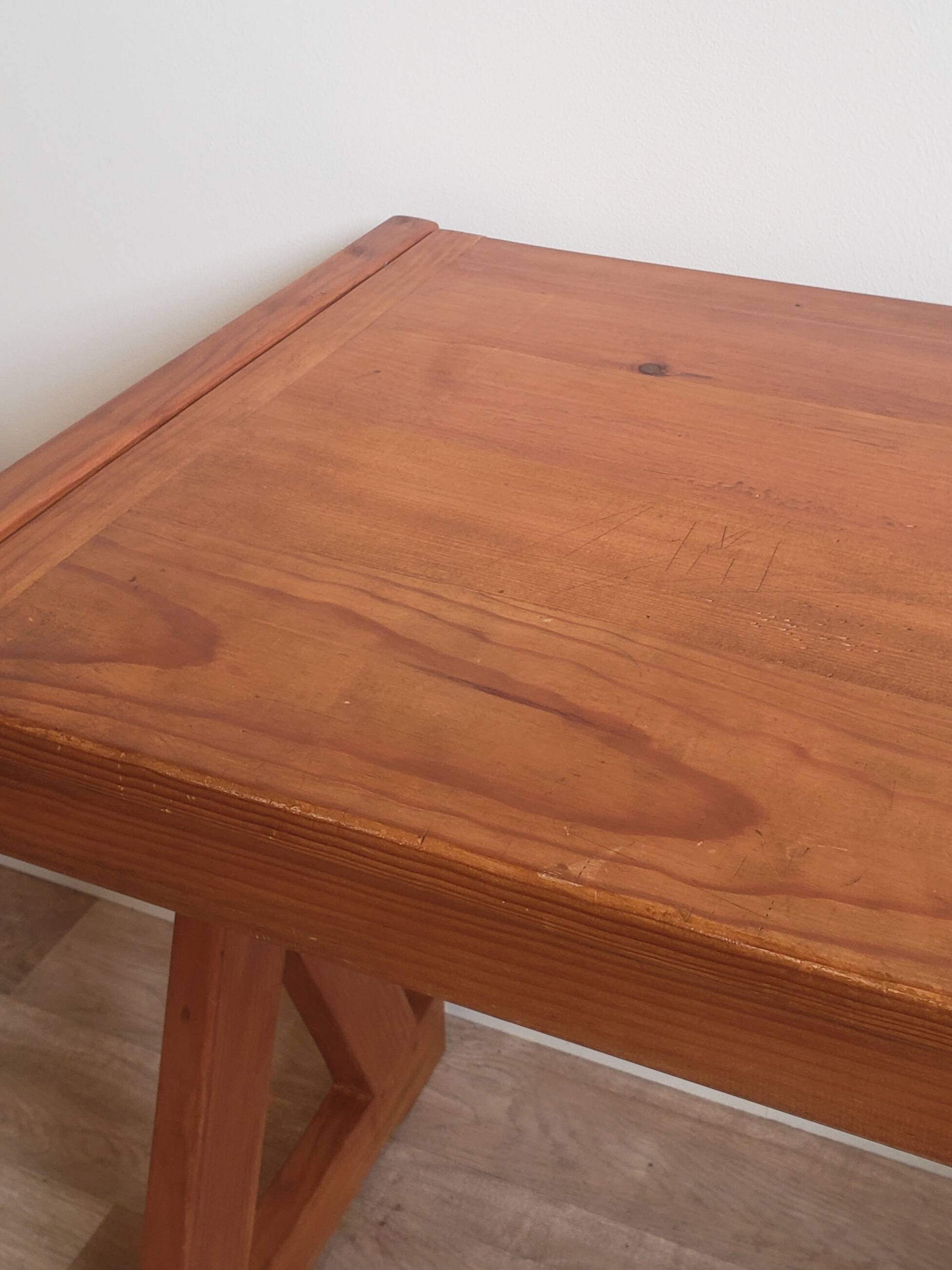 Vintage desk / Lectern