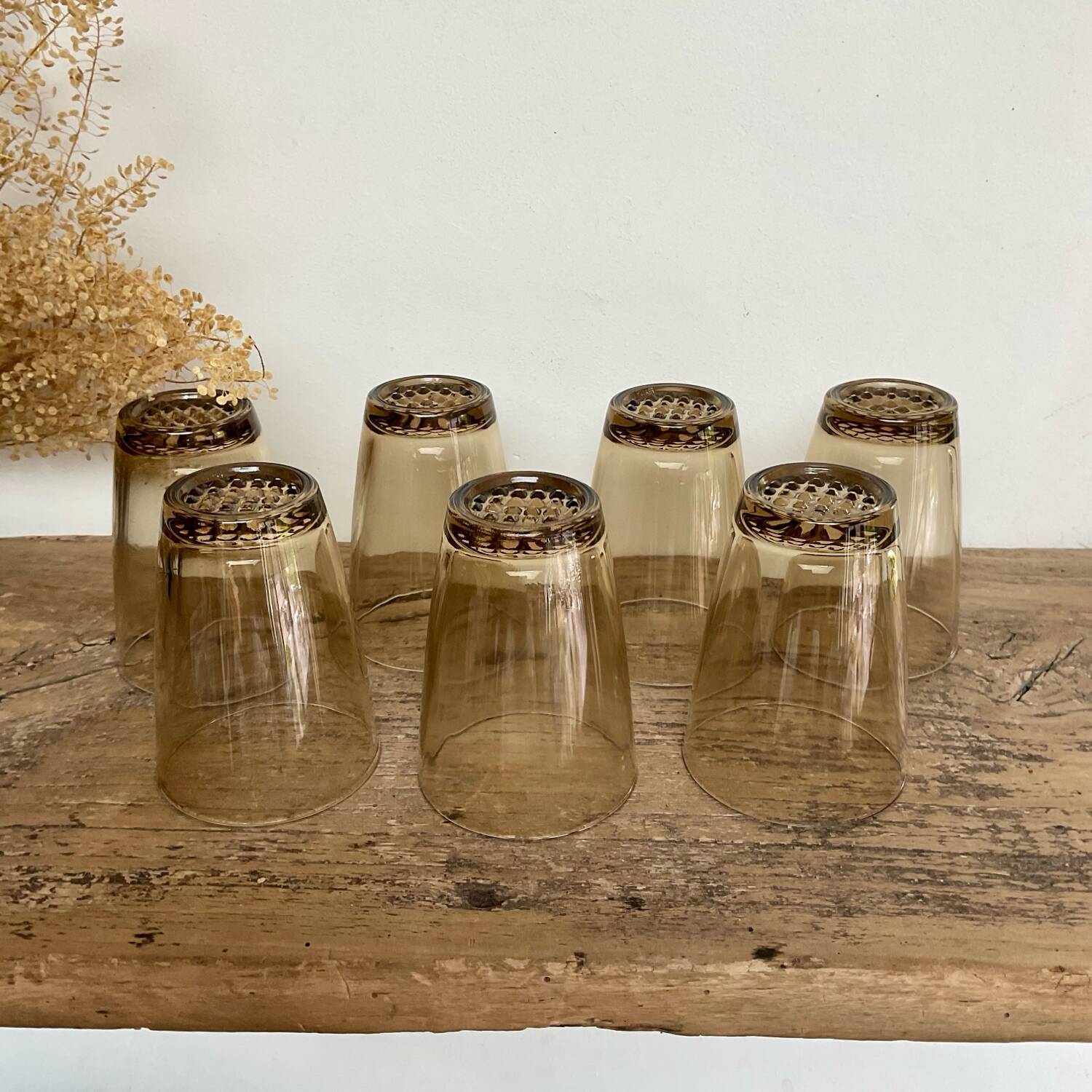 7 small vintage smoked glasses