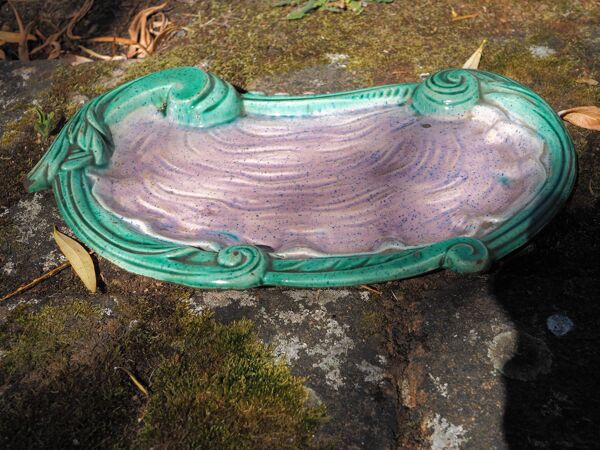 Plat turquoise et violet évoquant une huitre - Art Nouveau - fin 19ème
