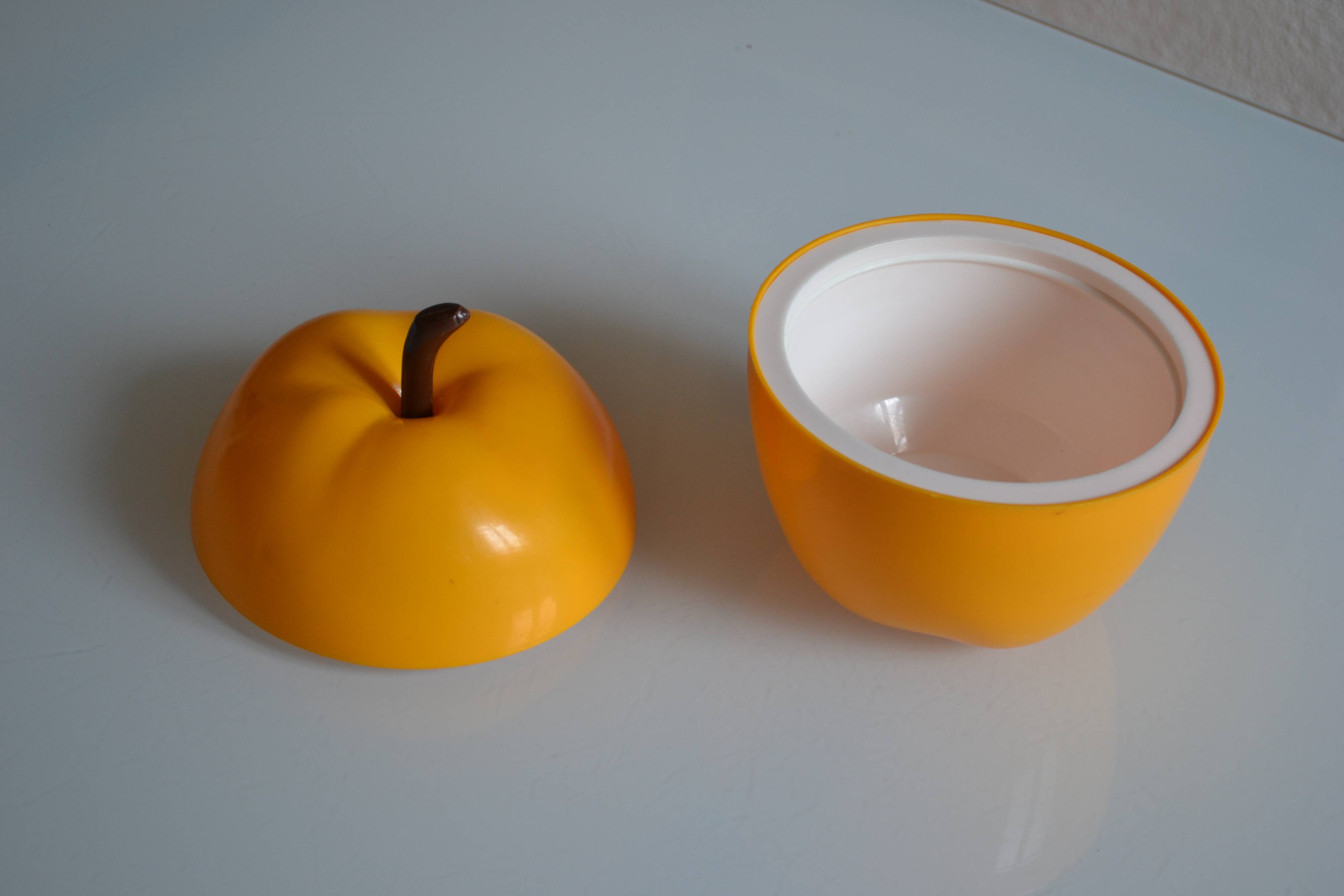 Vintage 70's yellow apple ice bucket or ice cubes