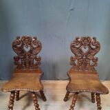 Pair of escabelle chair
