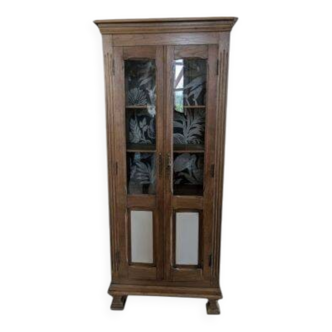display cabinet