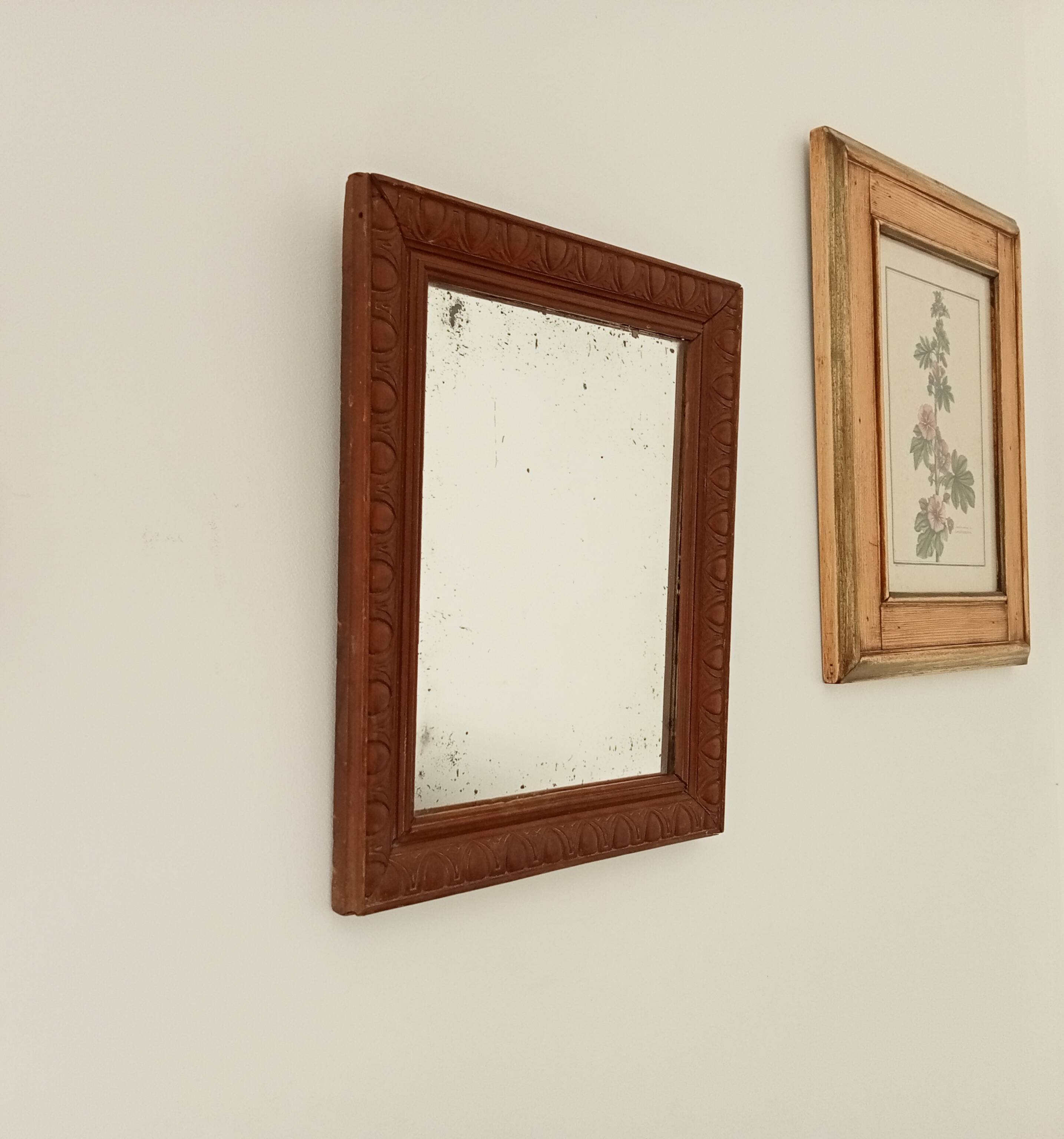 Old carved wooden mirror 38*32cm