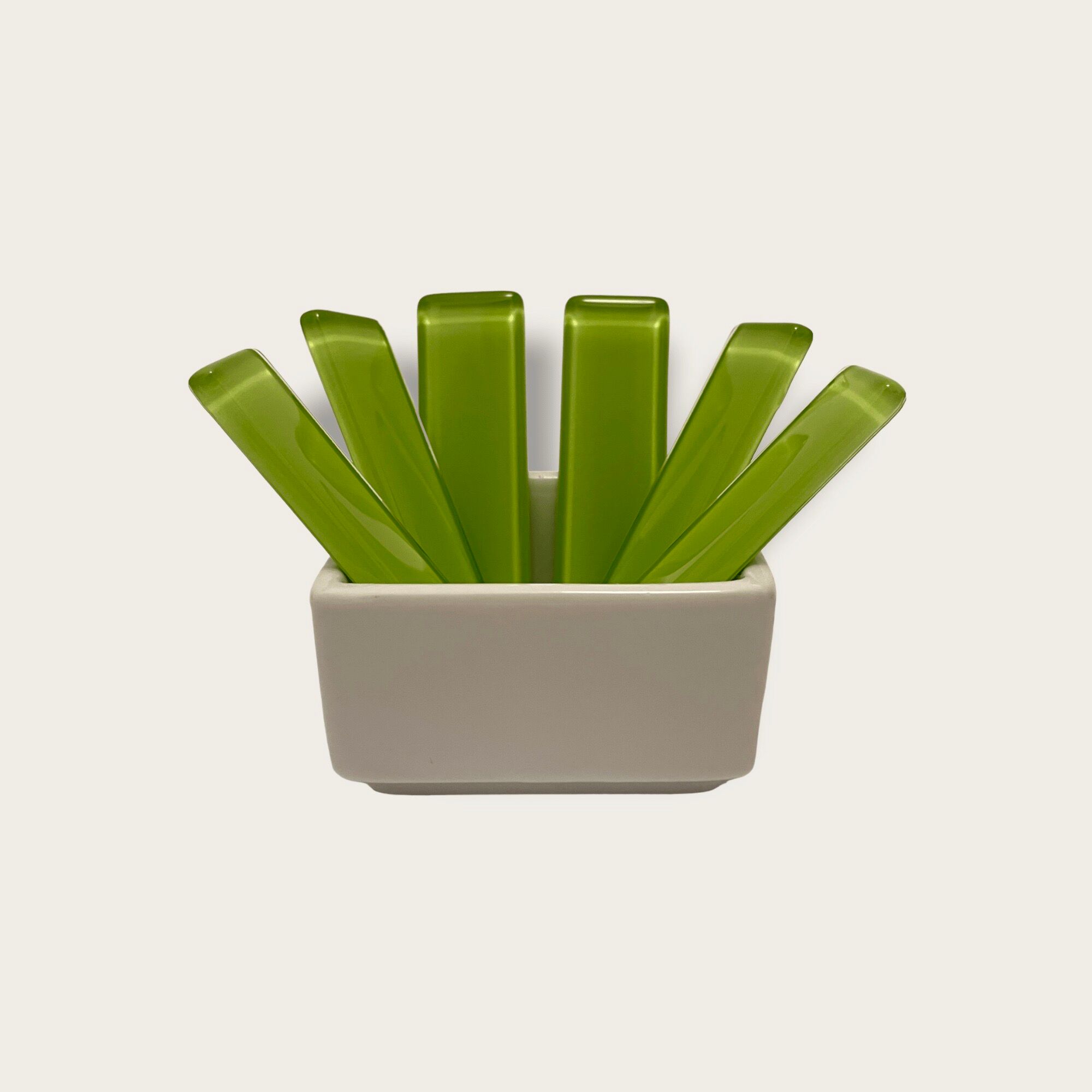 Knife holder, tableware, wand rest