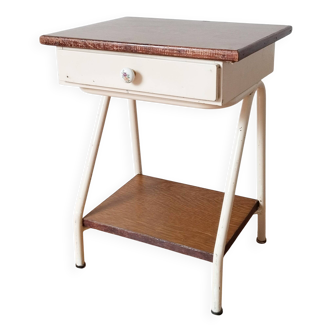 Table de chevet , chevet d'internat , table de nuit