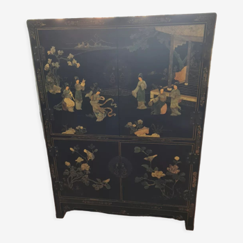 Lacquered Asian sideboard furniture with mother-of-pearl in relief