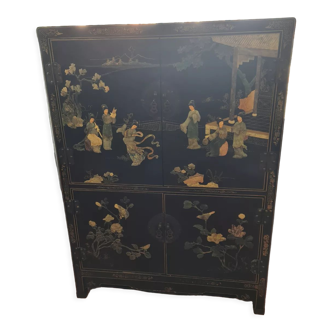 Lacquered Asian sideboard furniture with mother-of-pearl in relief