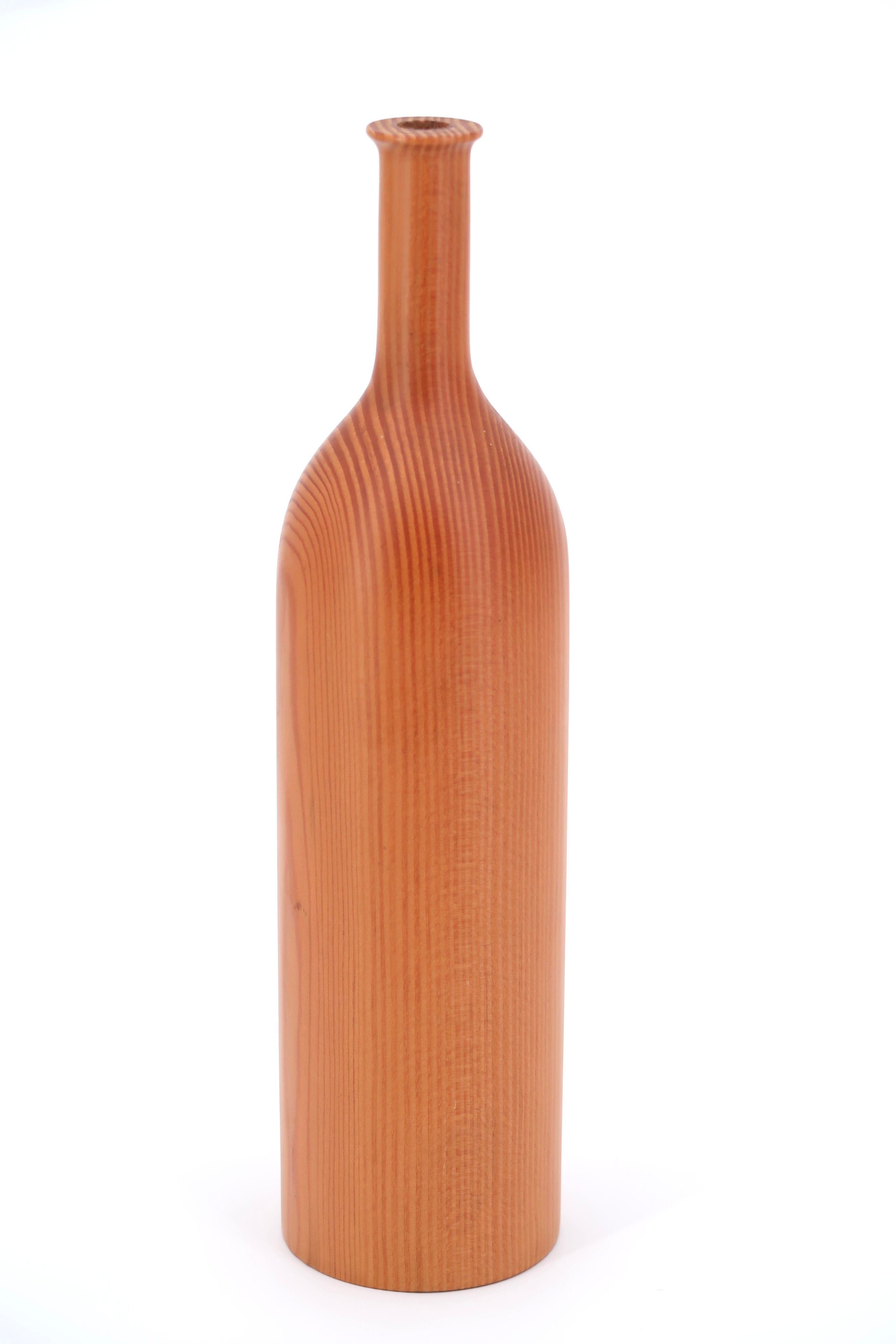 Oregon pine wood bottle vase, 70s