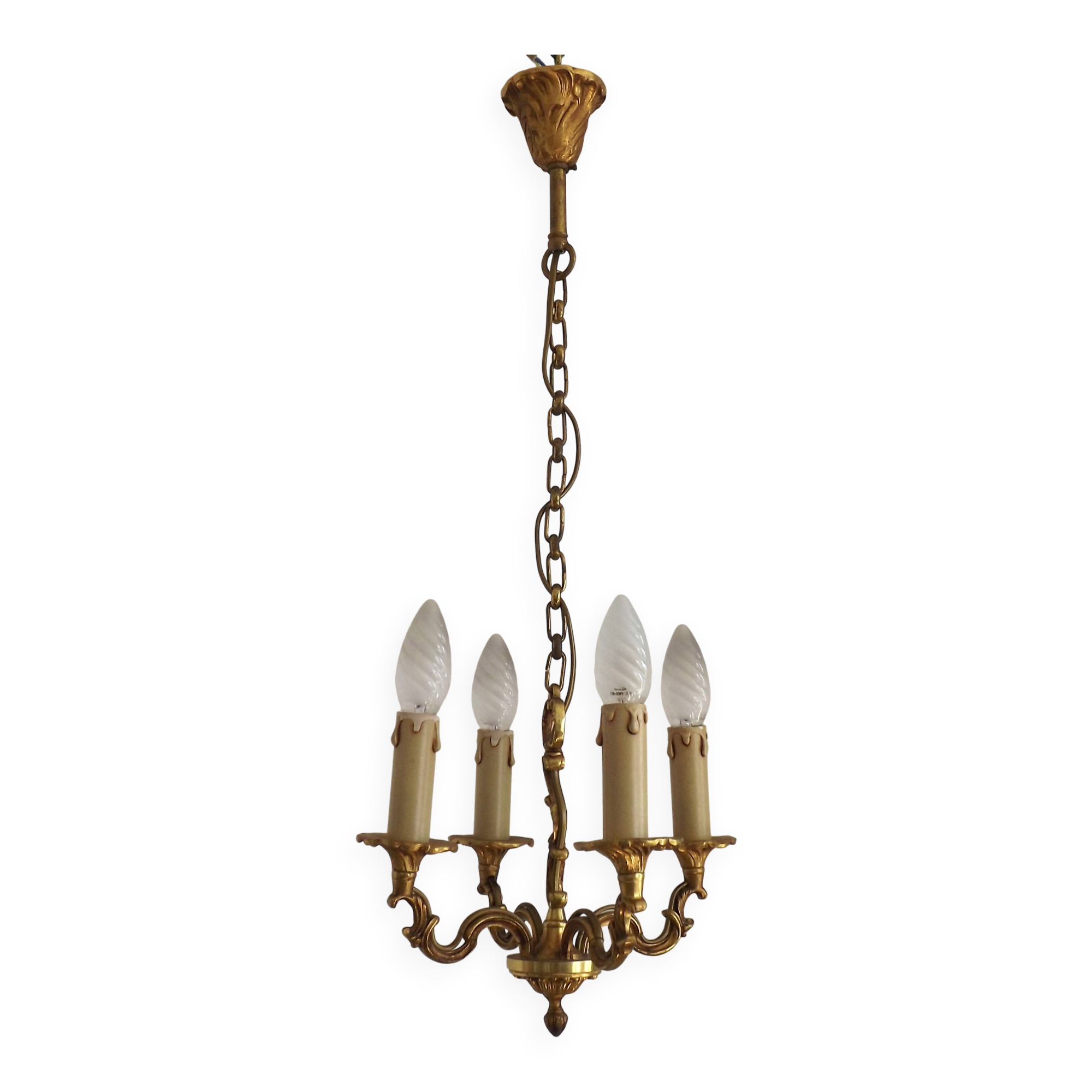 Chandelier en bronze à 4 lumières avec feuilles d'acanthe enroulées de style Art Nouveau vintage français