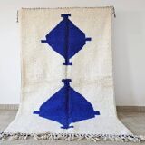 Handmade wool rug, size 100 x 200 cm