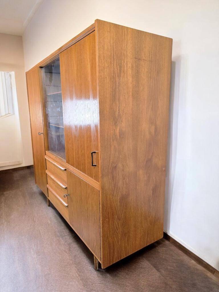 Meuble vintage en bois / meuble bar / vitrine