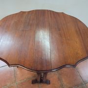 Table get leg en acajou